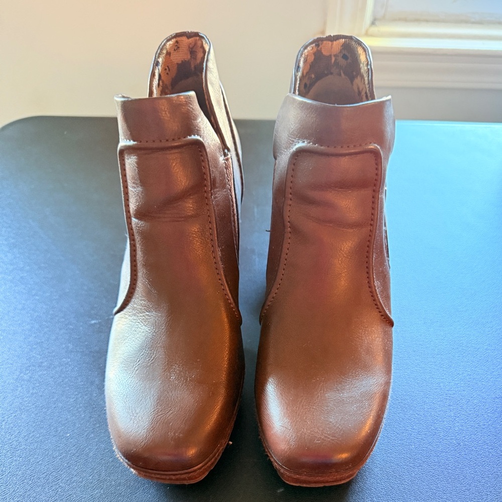 Kork-Ease Rich Brown Leather Ankle Booties